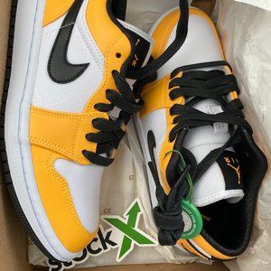 Air Jordan 1 Low Laser Orange